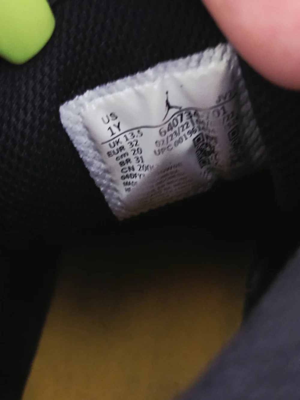 Nike / Air Jordan Kids High-Top Sneakers in Yellow, Black & White 
